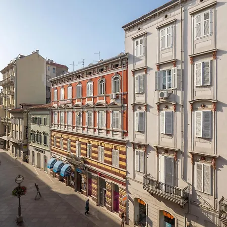 Upper Premium * Rijeka