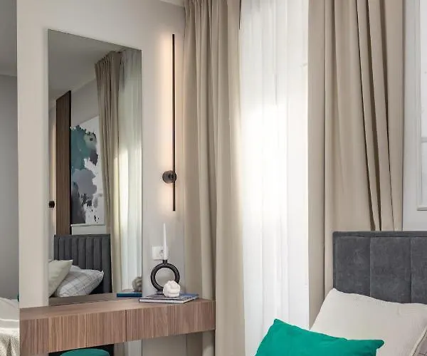 Upper Premium Apartment *